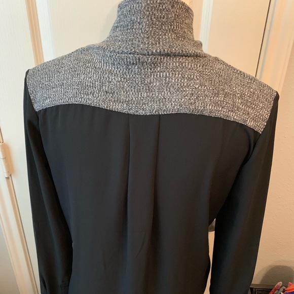 Loft turtleneck - Picture 5 of 6